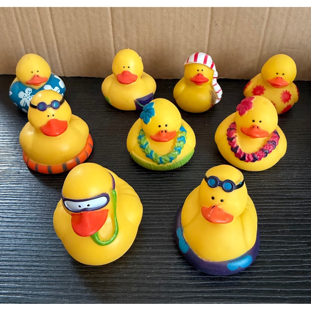 Lot of 9 Summer Beach Vacation Rubber Ducks Hawaiian Lei Snorkel Goggles BathToy